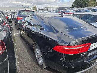 Jaguar XE 2.0D picture 5