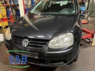 Vrakbiler auto Volkswagen Golf Golf V (1K1), Hatchback, 2003 / 2010 1.4 16V 2004/1