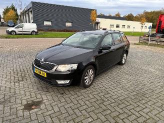 Skoda Octavia 1.2 TSI 16V Combi/o 4Dr Benzine 1.197cc 77kW (105pk) FWD 2012-11/2020-07 CJZA 2014/6