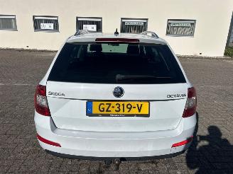 Skoda Octavia 1.6 TDI Greenline 16V Combi/o 4Dr Diesel 1.598cc 81kW (110pk) FWD 2015-06/2020-07  CXXB picture 6