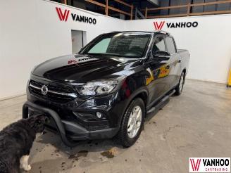 Coche accidentado Ssang yong Musso  2020/3