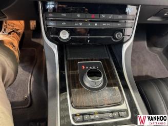 Jaguar XF  picture 20