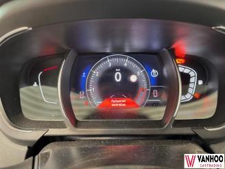 Renault Scenic  picture 19