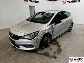 Vaurioauto  passenger cars Opel Astra  2020/12