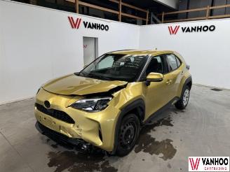 Damaged car Toyota Yaris CROSS 2022/2