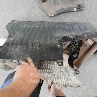 Jaguar E-Pace P 300E AWD picture 31