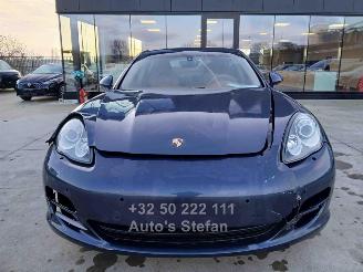Porsche Panamera 4S picture 2