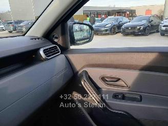 Dacia Duster ESSENTIAL picture 8