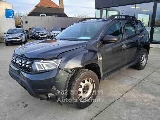 Dacia Duster ESSENTIAL picture 3