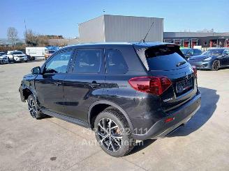Suzuki Vitara  picture 16
