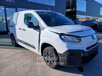 Unfallwagen Fiat Doblo  2025/1
