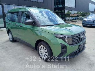 uszkodzony samochody osobowe Ford Tourneo COURIER TREND 2026/3