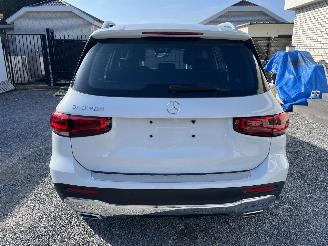 skadebil auto Mercedes GLB 200 GLB 2021/8