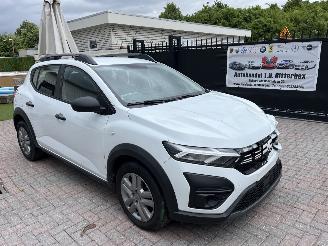 krockskadad bil auto Dacia Sandero TCE-100 STEPWAY - KLIMA 2023/4