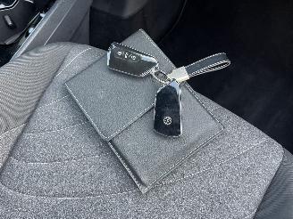 Volkswagen ID.3 62-KWH  -- 150,KW - EDETION picture 13