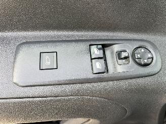 Opel Combo DIESEL - AUTOMATIC - 131,PS picture 19