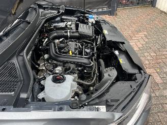 Volkswagen T-Roc BENZINE KLIMAYTRONIK -- NAVI picture 10