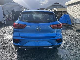 Damaged car MG ZS EV ELEKTRO AUTOMATIC 2024/3