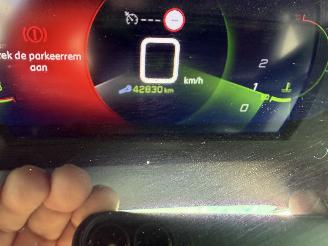 Peugeot 208 GT-LINE KLIMATRINIK - NAVI picture 22