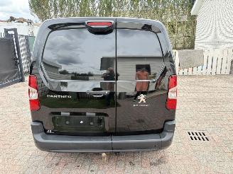 skadebil auto Peugeot Partner 1,5 HDI - 131,PS AUTOMATIC 2023/9
