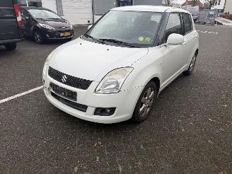 damaged passenger cars Suzuki Swift 1.3 Shogun Airco 2009/2