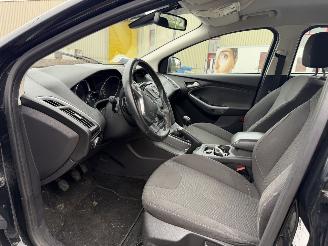 Ford Focus 1.6 EcoBoost Lease Titanium picture 7