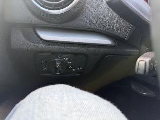 Audi A3 1.6 TDI Adrenalin picture 24