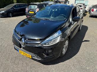Damaged car Renault Clio 1.2 TCe Intens 2018/3