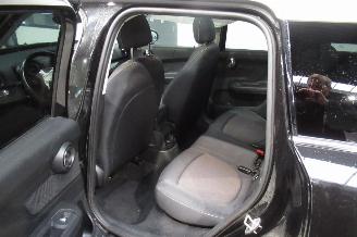 Mini Cooper SEDAN picture 18