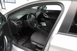 Opel Astra SEDAN picture 9