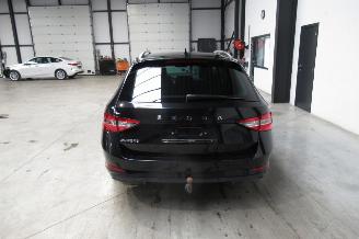 Skoda Superb BREAK picture 4