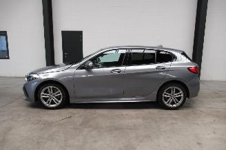 BMW 1-serie M-PACK picture 2