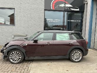 Schadeauto Mini Clubman Mini Clubman Cooper D 2.0d automaat 2016 2016/3