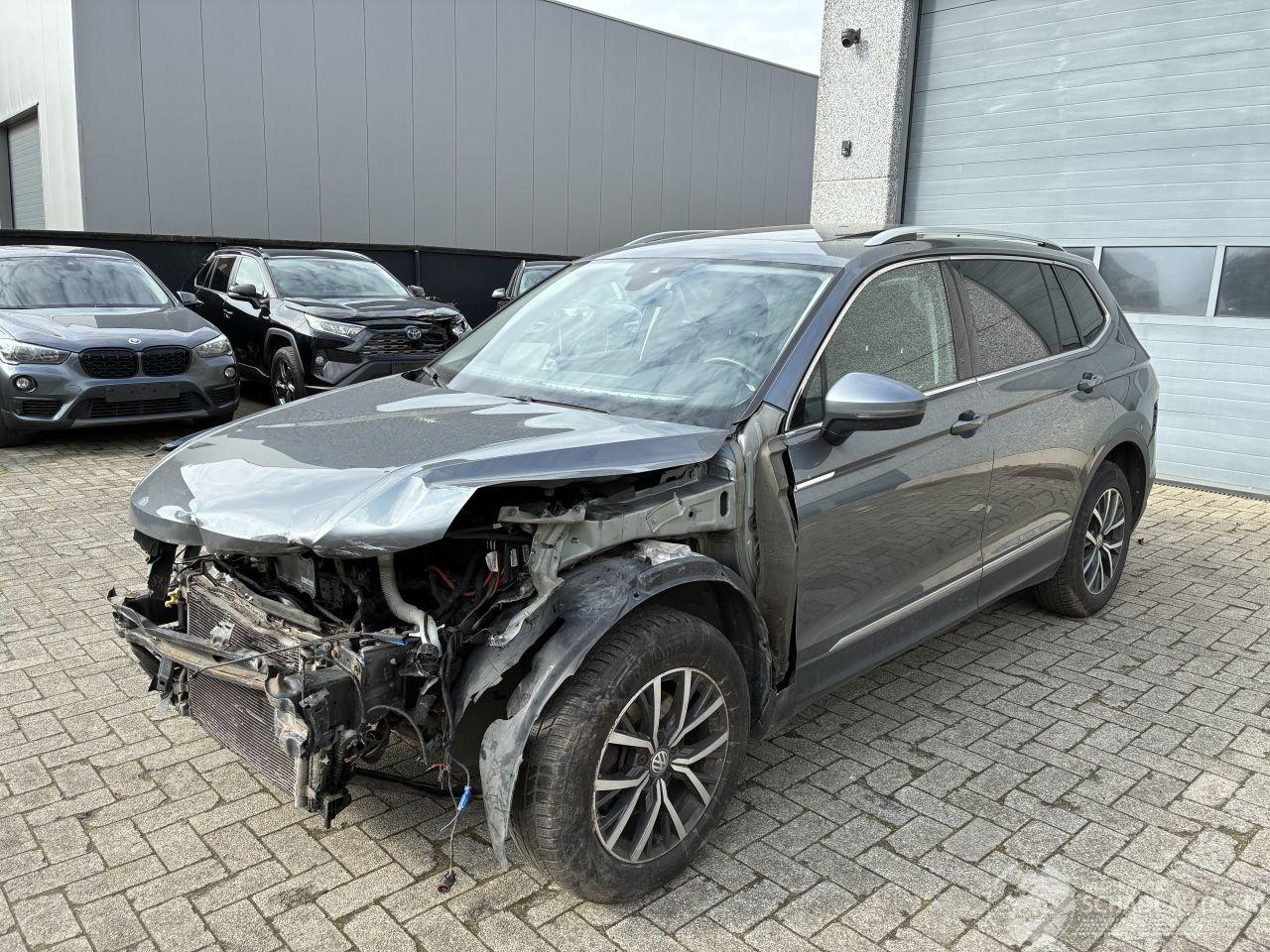 Volkswagen Tiguan VW TIGUAN 1.4TSI 2018 7 ZIT