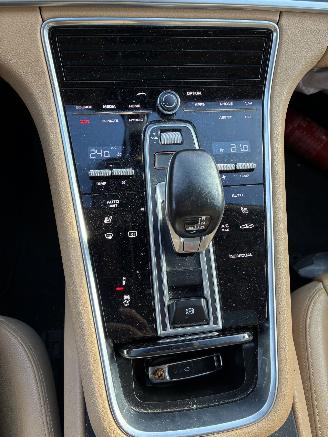 Porsche Panamera PORSCHE PANAMERA 4E-HYBRIDE 2018 picture 17