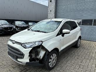 Voiture accidenté Ford EcoSport FORD ECOSPORT 1.5D 2014 2014/10