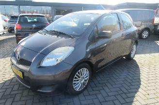  Toyota Yaris 1.3 VVTi Comfort 2010/1