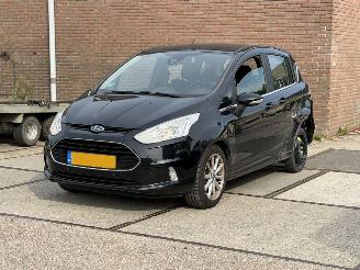 Ford B-Max 1.0 EcoBoost Titanium picture 2