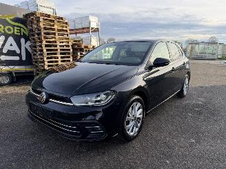 Schadeauto Volkswagen Polo 1.0 TSI LED NAVI 2022/1