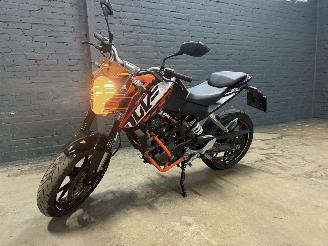 KTM 125 Duke KTM Tour 125 Duke picture 4