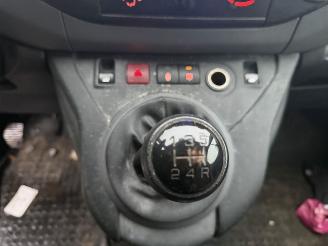 Peugeot Partner 120 1.6 BlueHDi 75 L1 XR EURO 6 picture 13