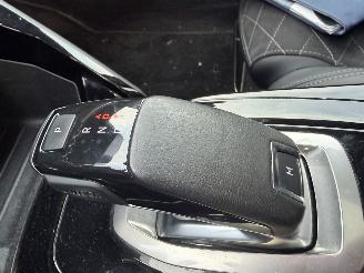 Peugeot 2008 1.2 PureTech GT  AUTOMAAT picture 32