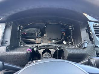 Volkswagen e-Golf  picture 19