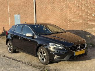 Schadeauto Volvo V-40 2.0 D2 R Design 2015/1