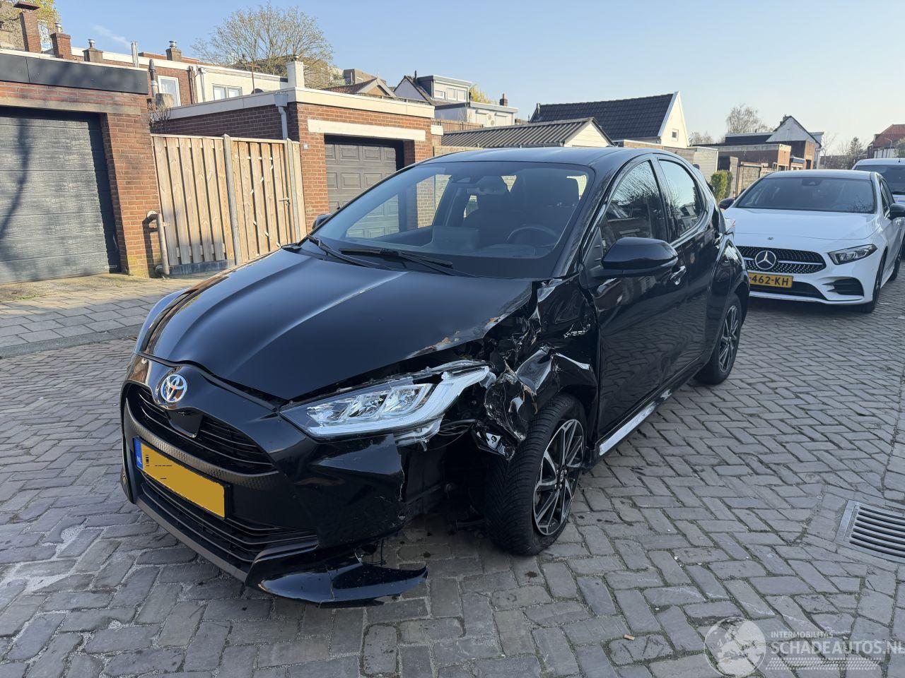 Toyota Yaris YARIS HYBRID 1.5 67KW AUTOMAAT