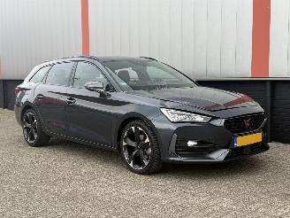 krockskadad bil auto Cupra Leon 1.5 eTSI AUTOMAAT 2023/1