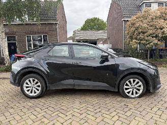 Toyota CH-R R HYBRID 1.8 72KW AUTOMAAT picture 6