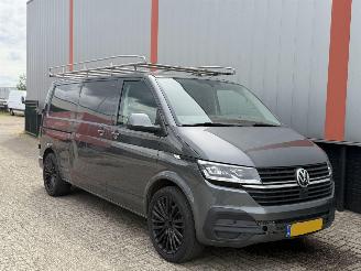 krockskadad bil auto Volkswagen Transporter 2.0 TDI L2H3 30 AUTOMAAT 2020/1
