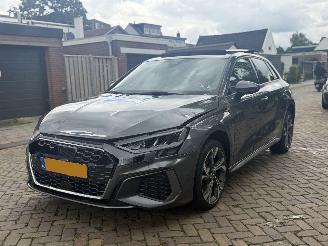 Audi A3 40 TFSIe S LINE PANO picture 2