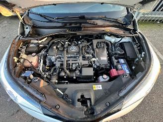 Toyota C-HR 1.8 HYBRIDE BI-TONE picture 17
